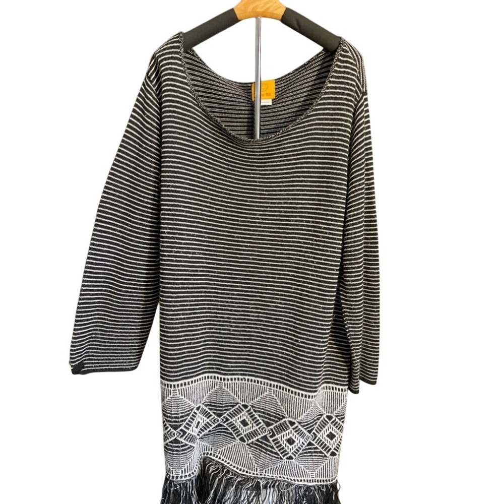 Ruby Rd Womens Large Black White Striped Geometric Fringe Knit Tunic Sweater L